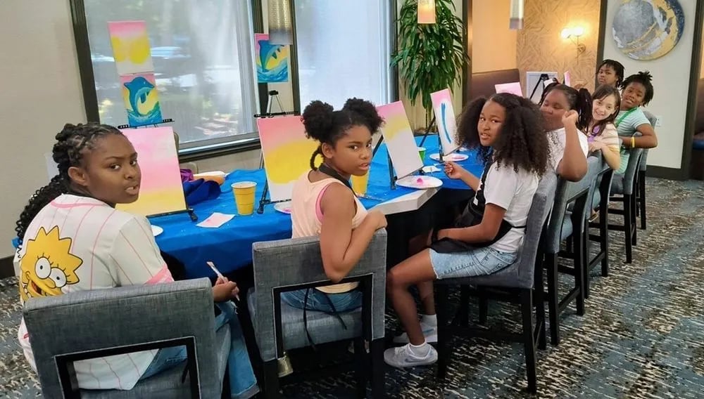 VanGo Girl Paint Parties image