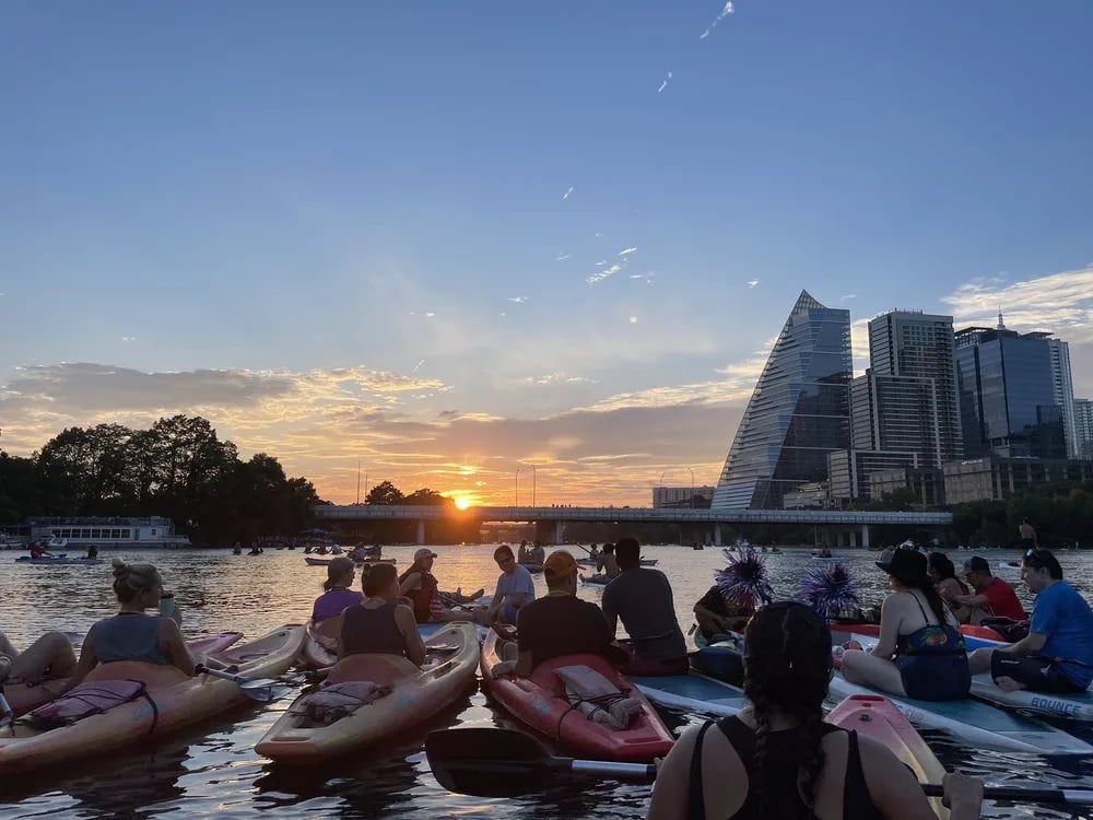 Live Love Paddle image