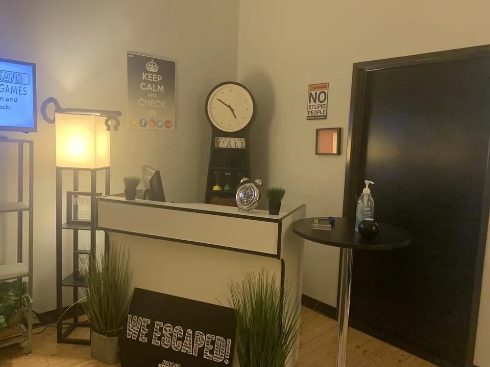 Quicksand Escape Games image
