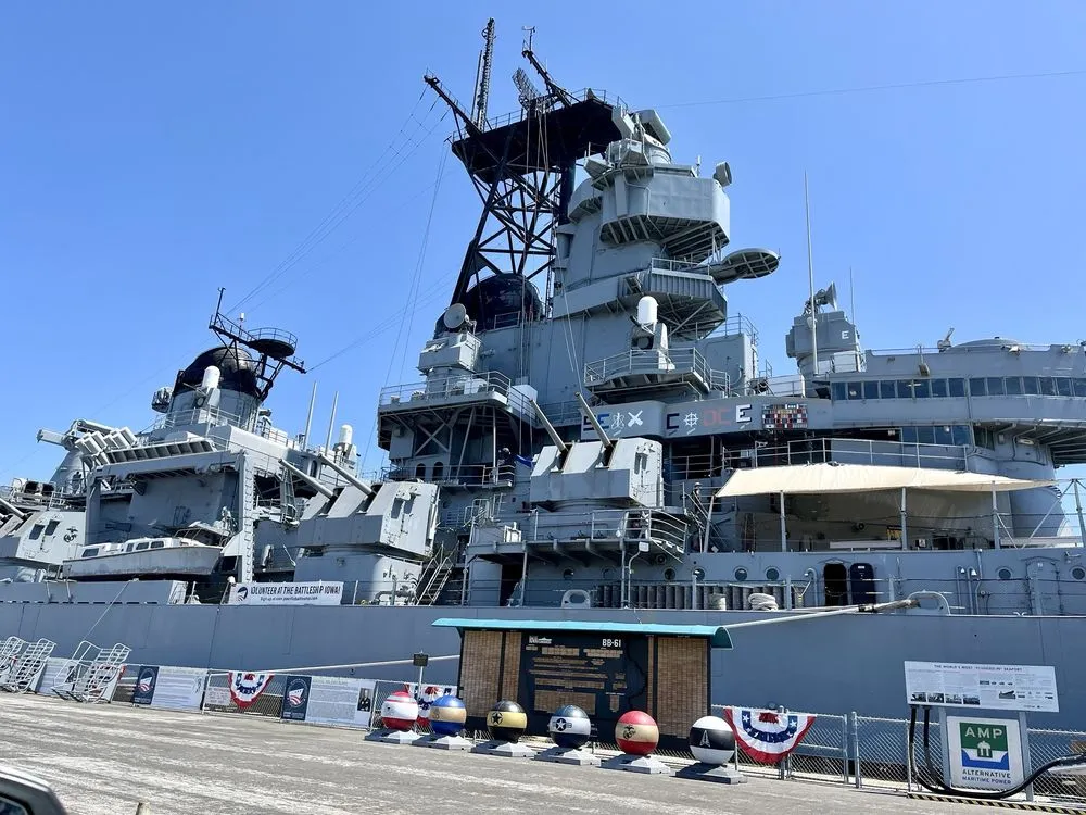 Battleship USS Iowa Museum image