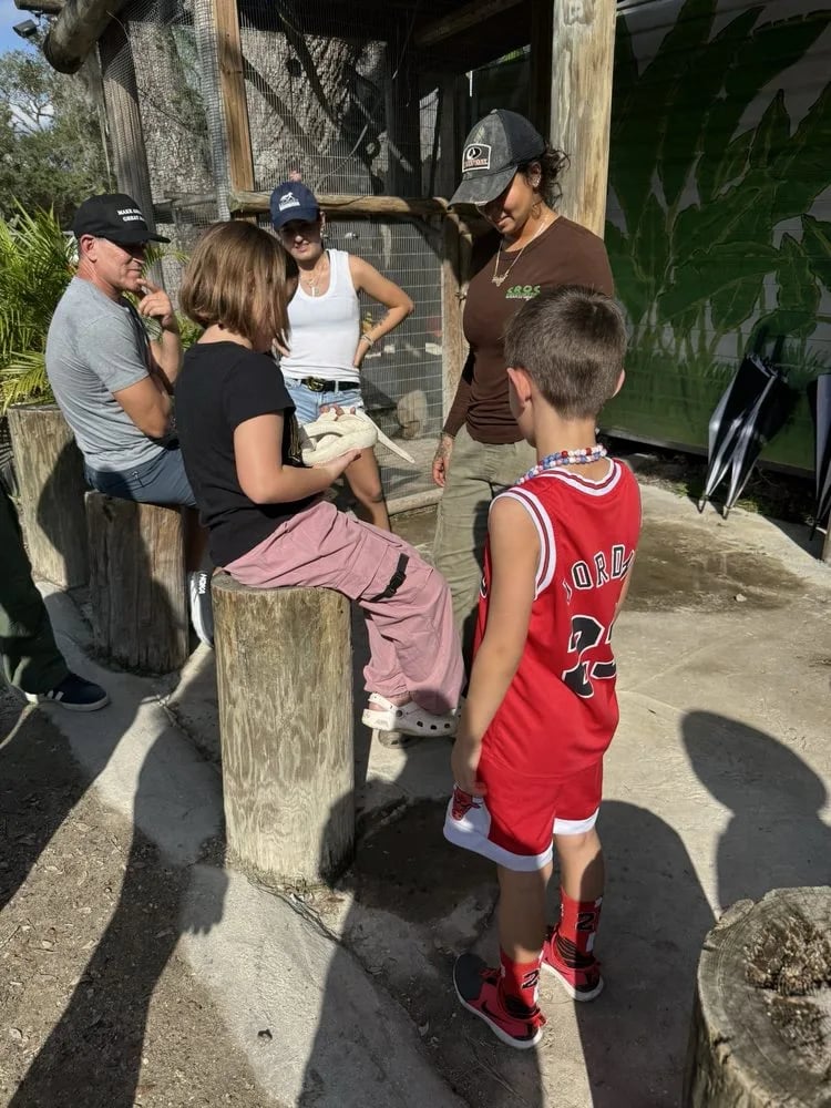 Croc Encounters image