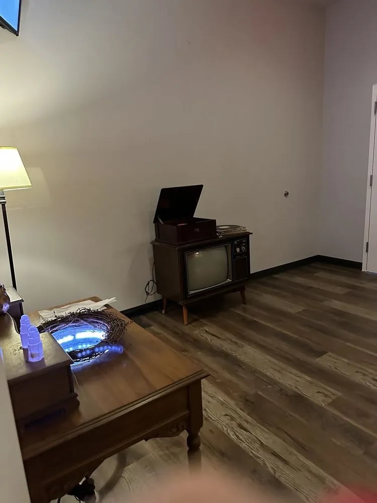 Incredible Escape Rooms image