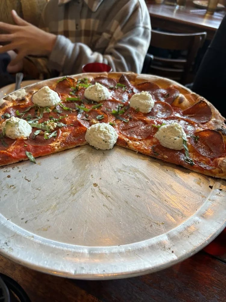 Chicago Pizza Tours image