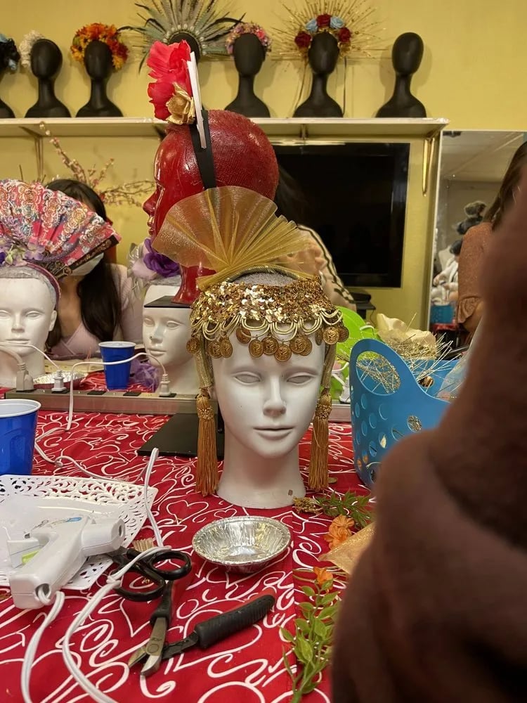 Flower Crown Classes & Parties image