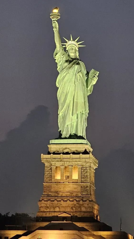 Bateaux New York image