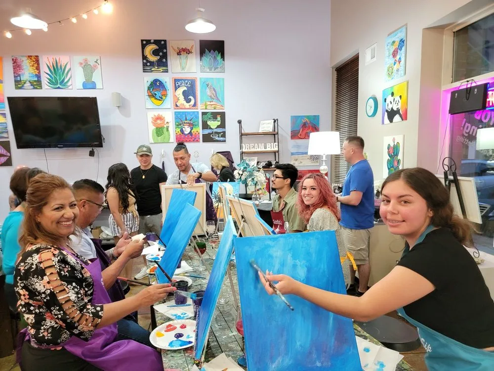 The Painters Lounge image
