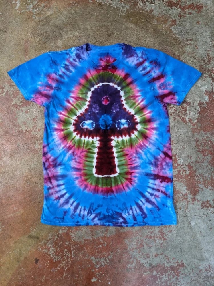 Captain Drips Tie Dye Studio image