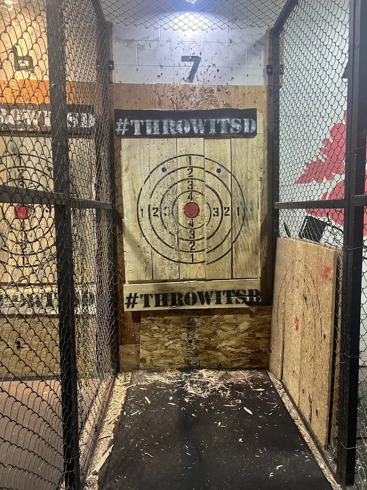 Throw It! image
