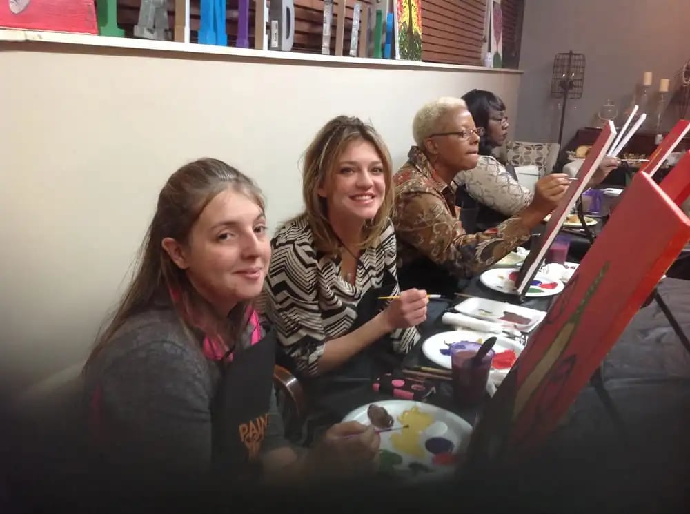 Painted Pearls Paint Studio image