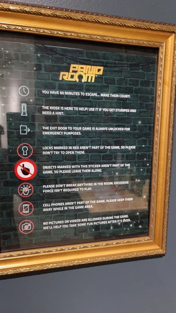 PanIQ Escape Room - Chicago Logan image