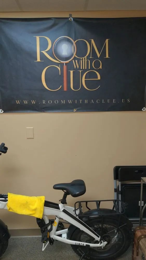 Room With A Clue image