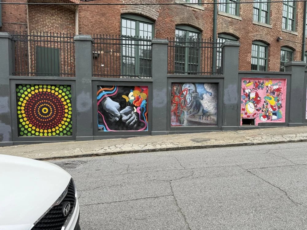 Unexpected Atlanta image