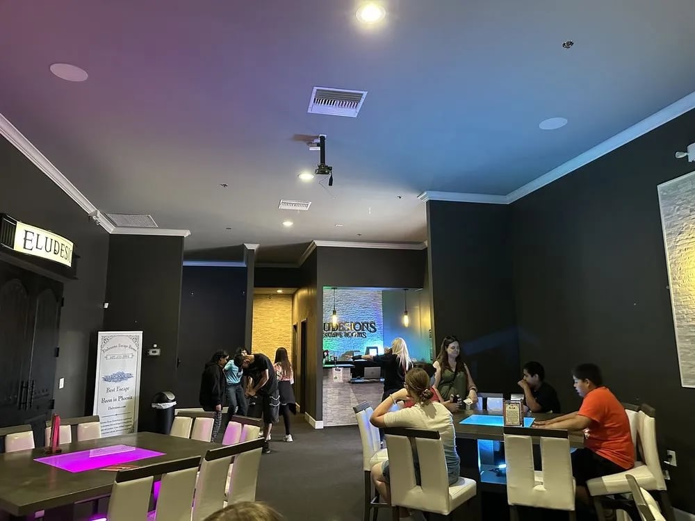 Eludesions Escape Rooms image