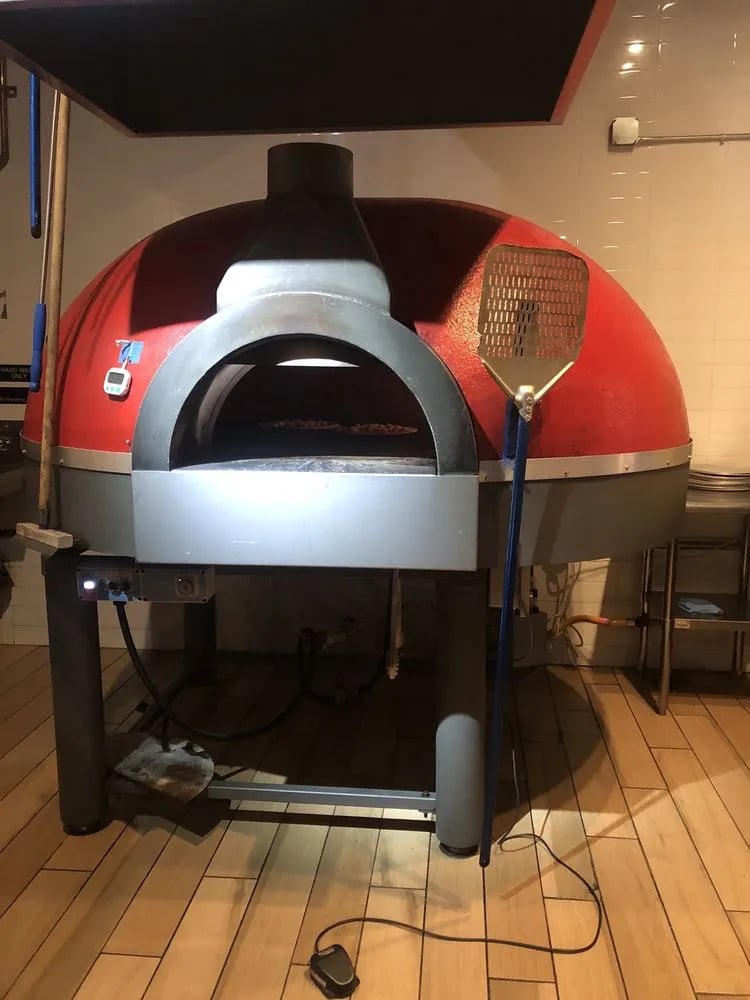 Scott's Pizza Tours image