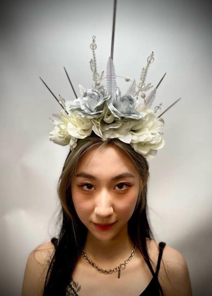 Flower Crown Classes & Parties image