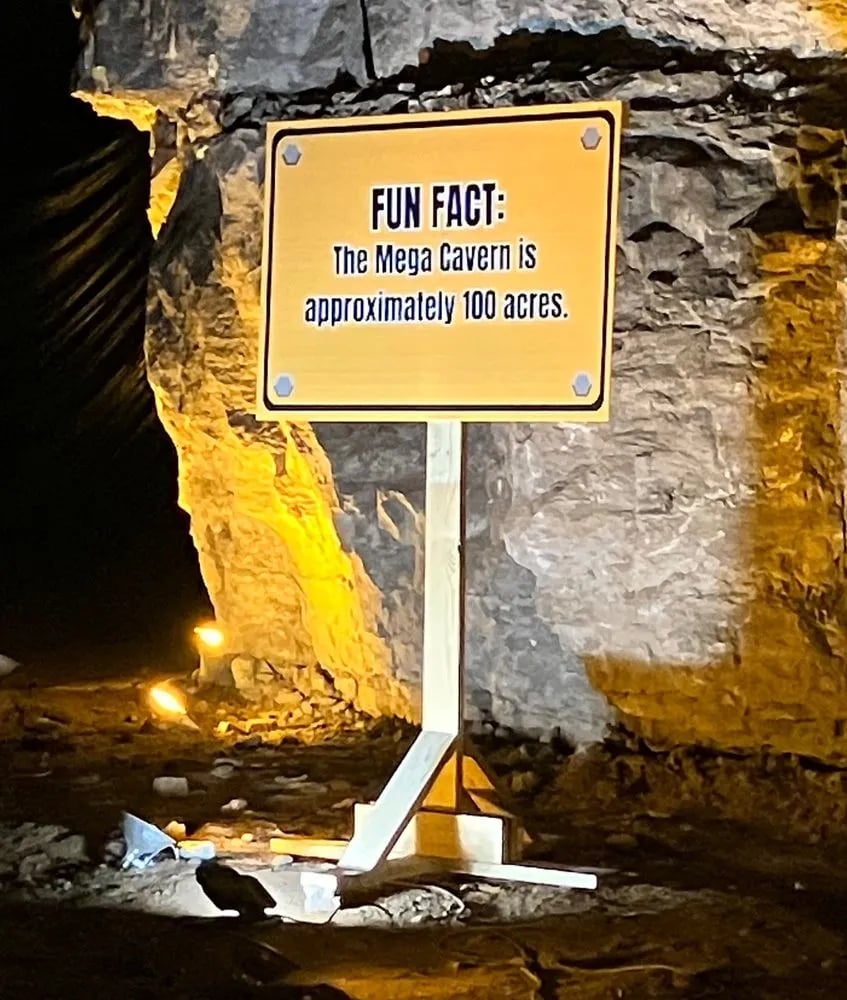 Louisville Mega Cavern image