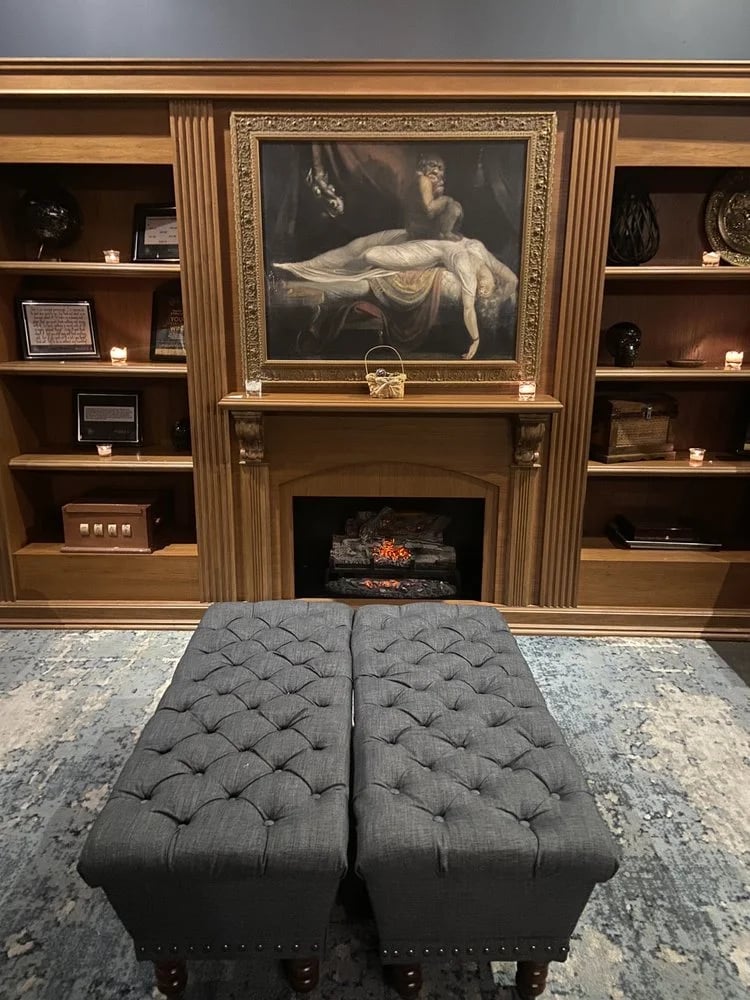 Escape Manor image