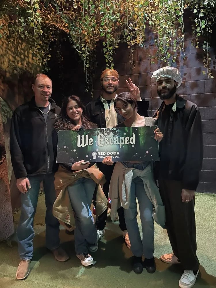 Red Door Escape Room image