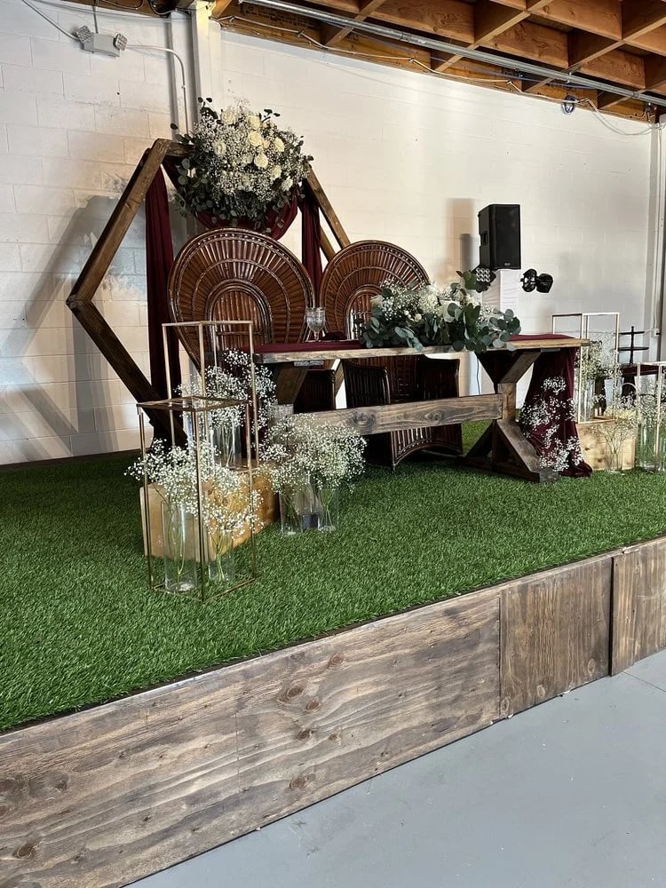 The Rustic & Chic image