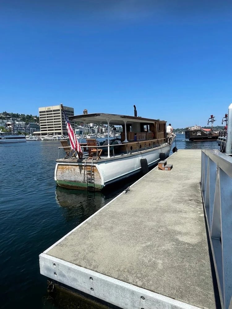 Seattle Boat Cruise image