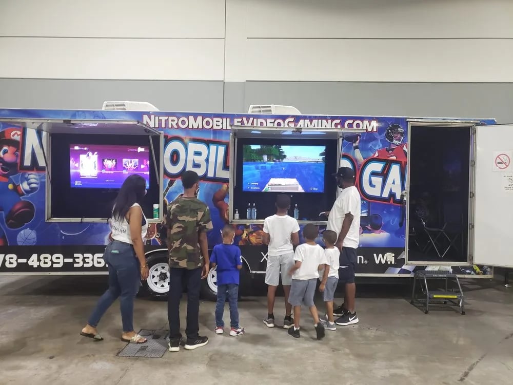 Nitro Mobile Video Gaming image
