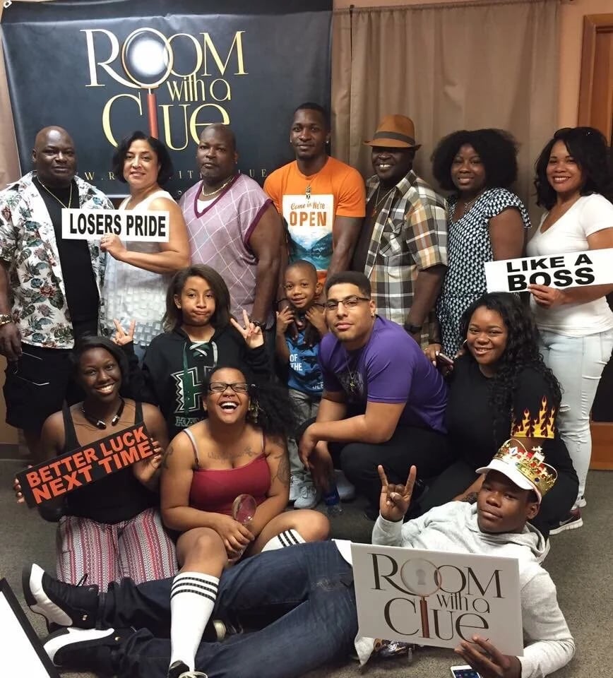 Room With A Clue image