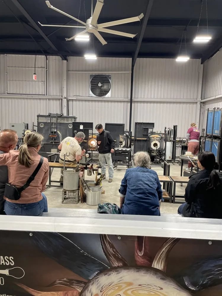 Caliente Hot Glass image