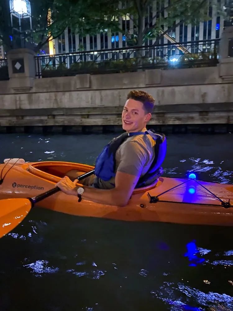 Kayak Chicago image