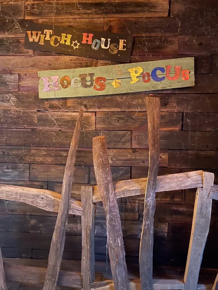 Black Cats Number One Escape Room image