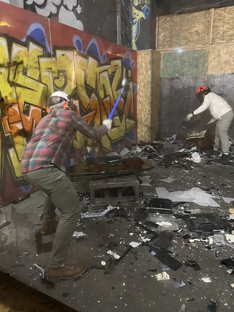 Smash it Rage Rooms image