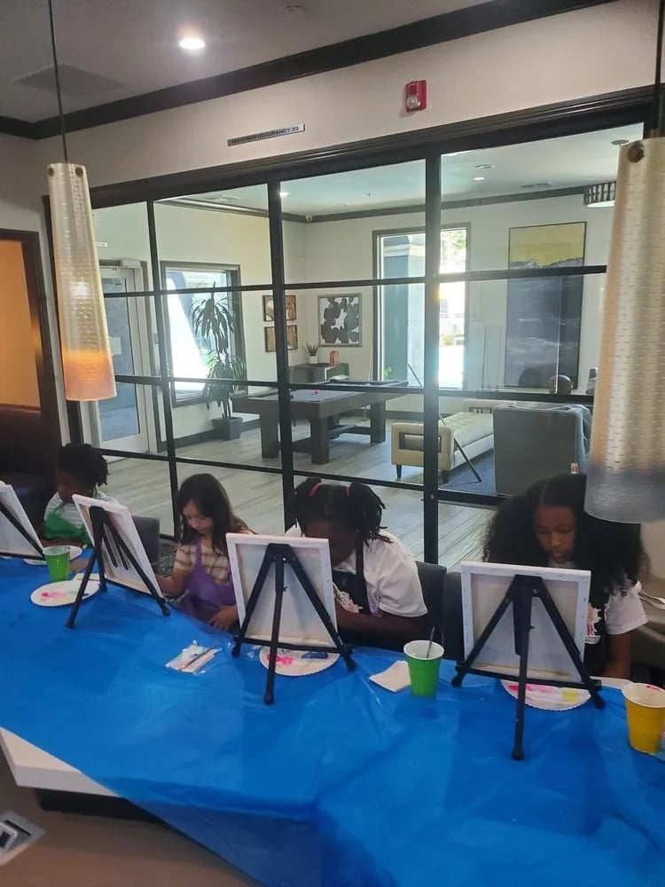 VanGo Girl Paint Parties image