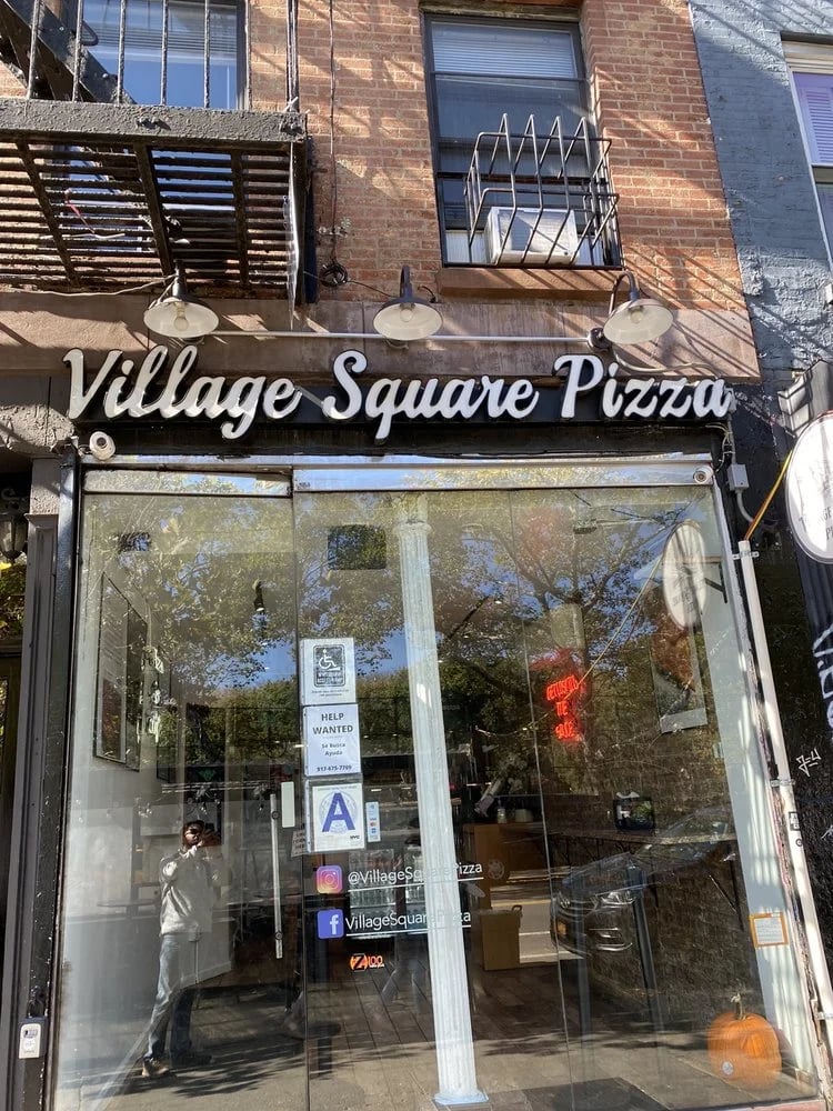 Scott's Pizza Tours image