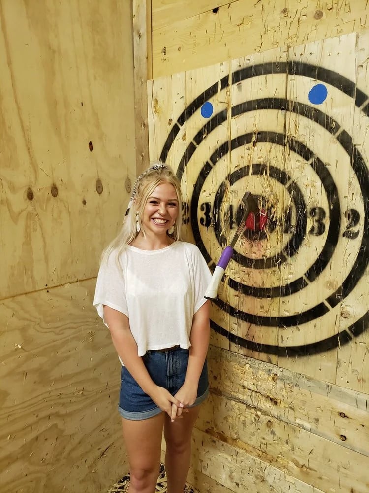 Class Axe Throwing image