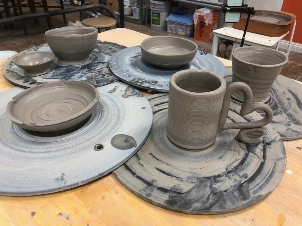 Oasis Pottery image