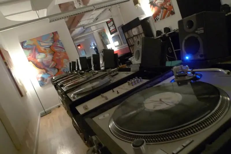 Scratch DJ Academy image