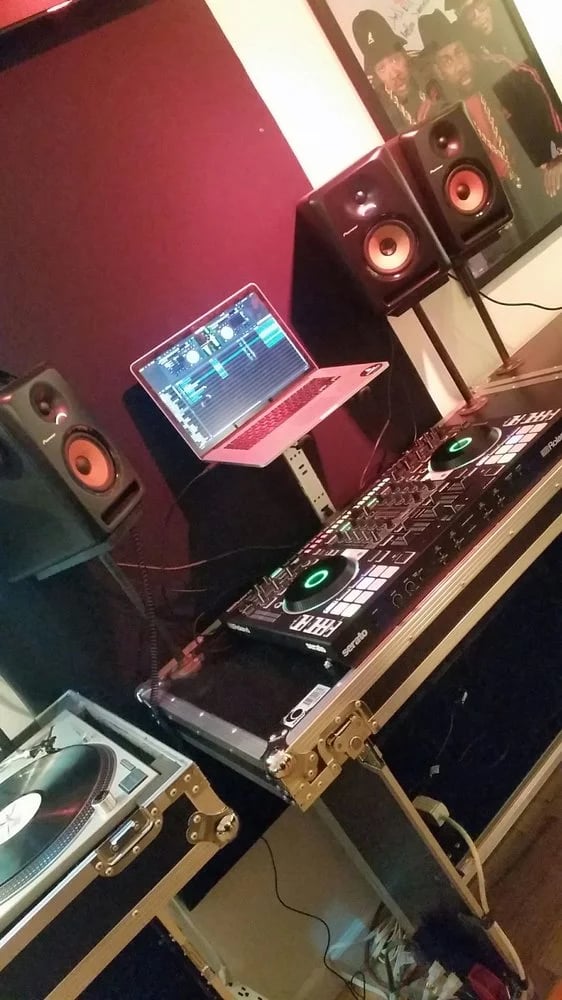 Scratch DJ Academy image