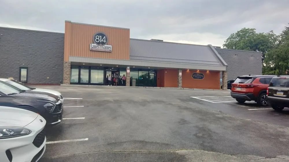 814 Lanes and Games - Greensburg image