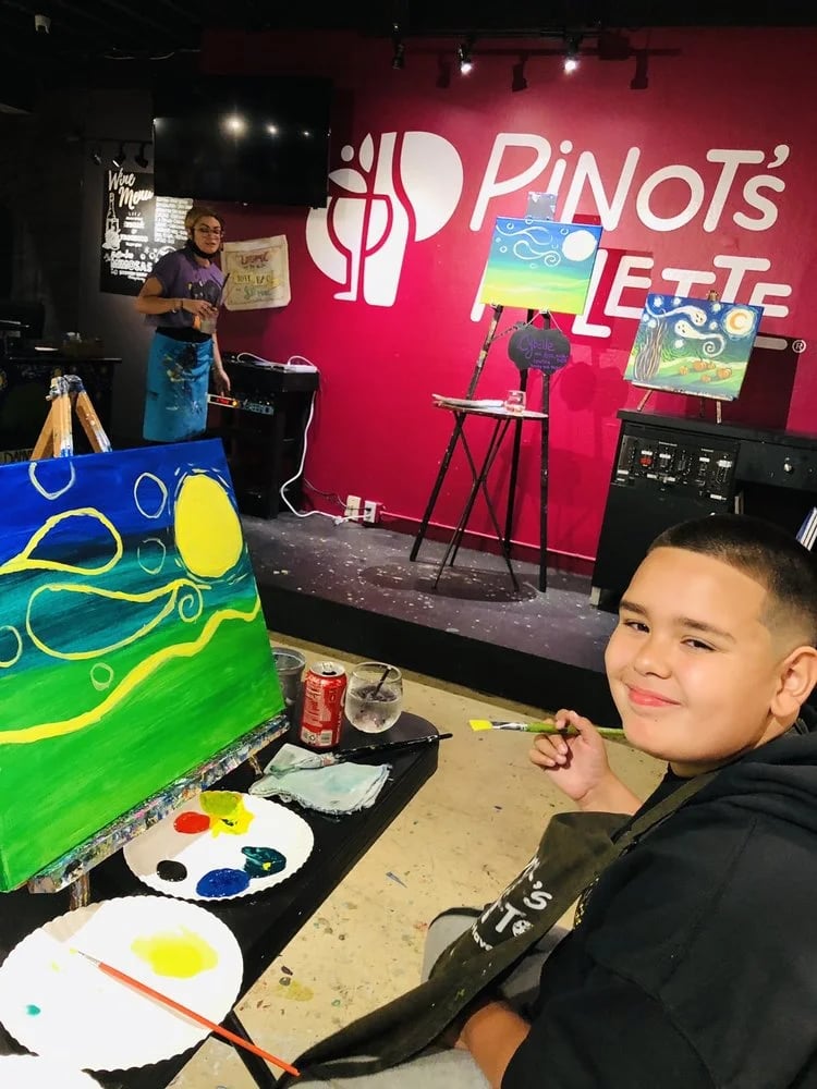 Pinot's Palette Danville image