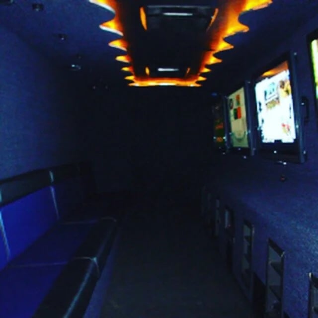 Nitro Mobile Video Gaming image