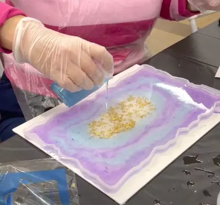 New Leaf Resin Workshops image