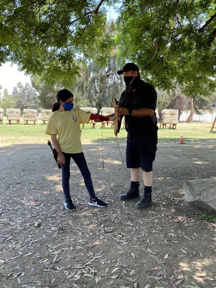 Robertson Archery image