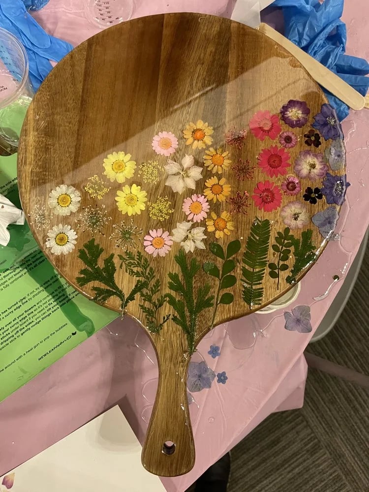 New Leaf Resin Workshops image