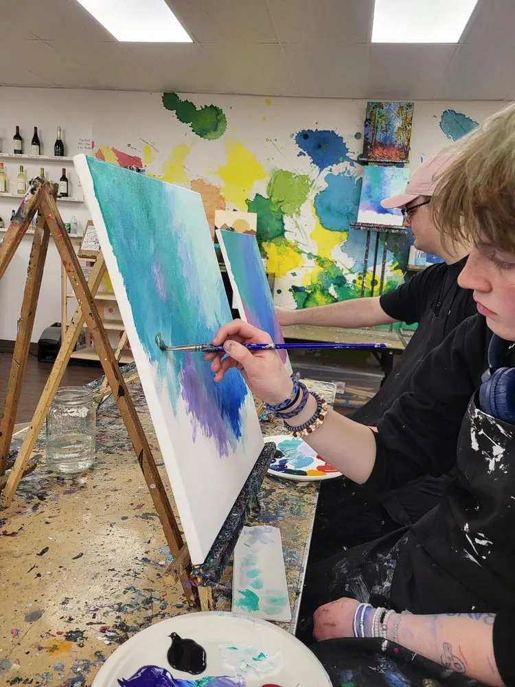 Sipping n' Painting Highland image