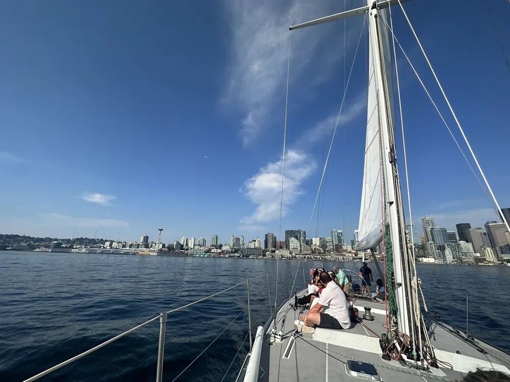 Sailing Seattle image