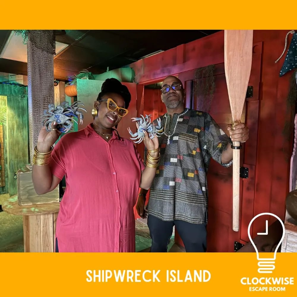 Clockwise Escape Room image
