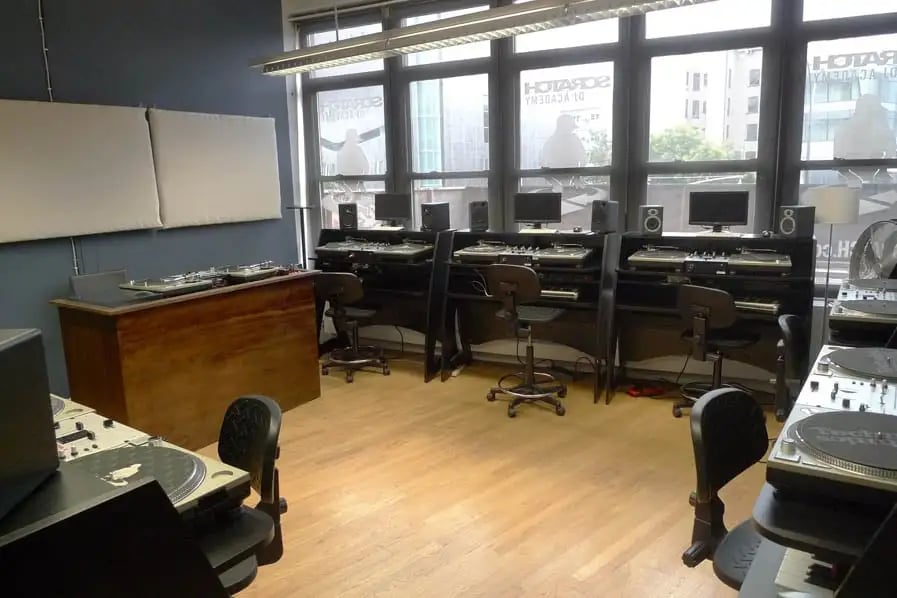 Scratch DJ Academy image