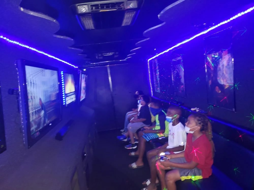 Nitro Mobile Video Gaming image