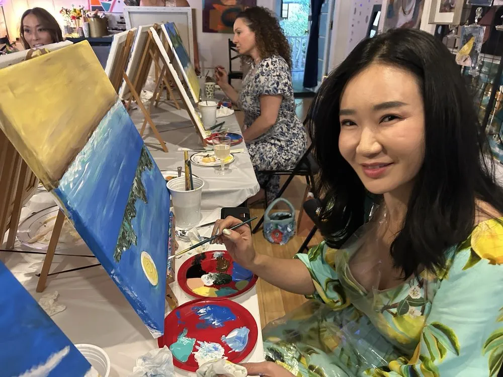 Autumn Flynn Art Paint and Sip Studio and Gallery image