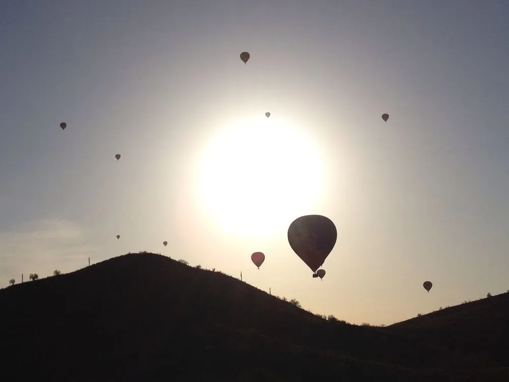 Scottsdale Hot Air Balloon Rides- Aerogelic Ballooning image