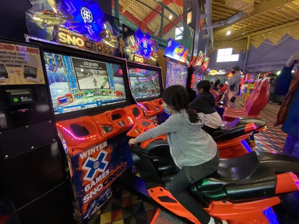 Tukwila Family Fun Center & Bullwinkle's Restaurant image